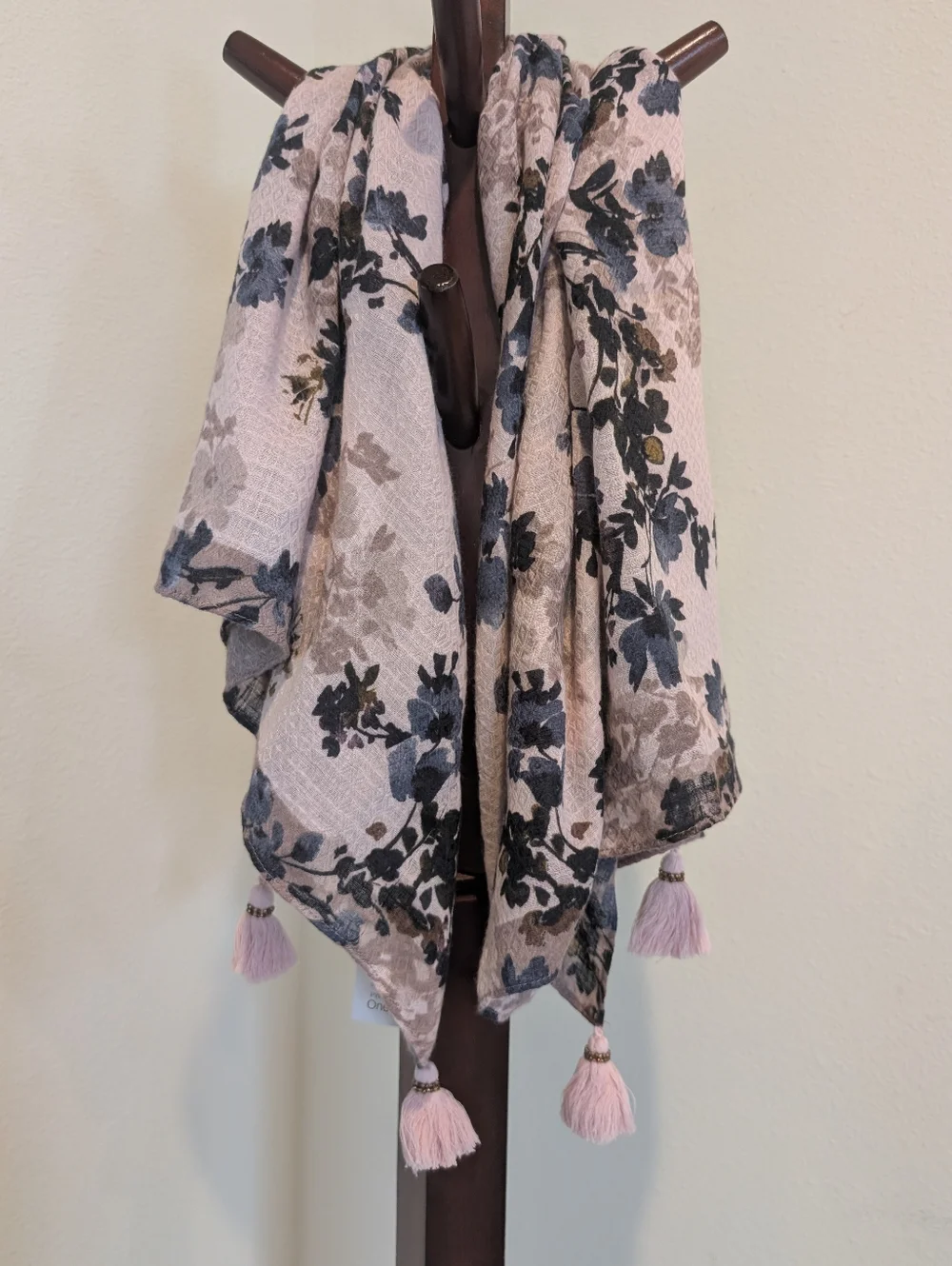 J Jill Powder Pink Floral 4-Tassel Square Scarf/Wrap - NEW - Picture 1 of 6